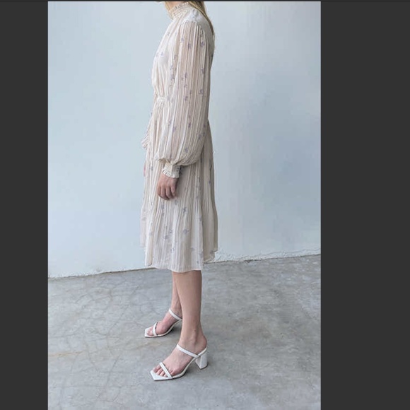 OAK + FORT Floral Chiffon Dress - Picture 7 of 8